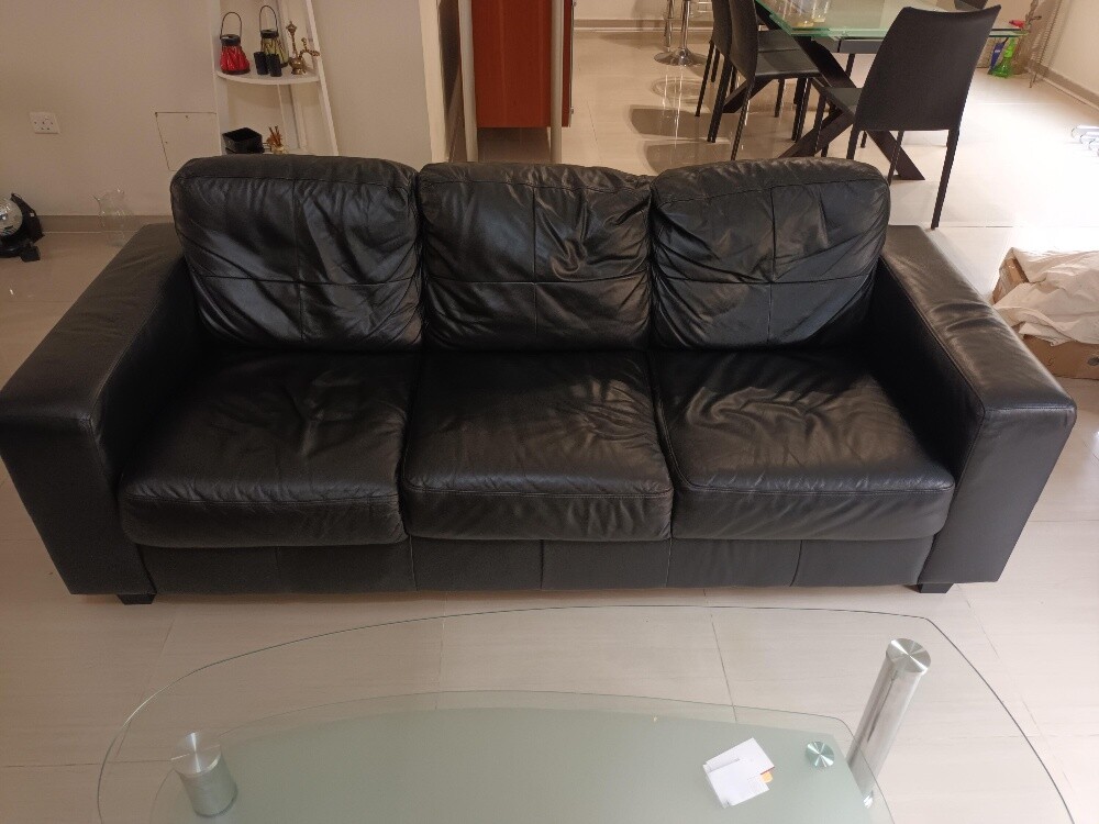 Luxurious leather sofa set for sale - 3