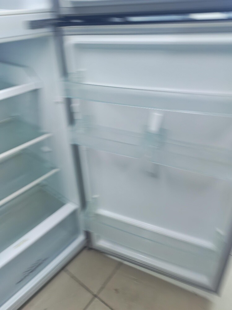 Hisense 500L+ Fridge For Sale - 4