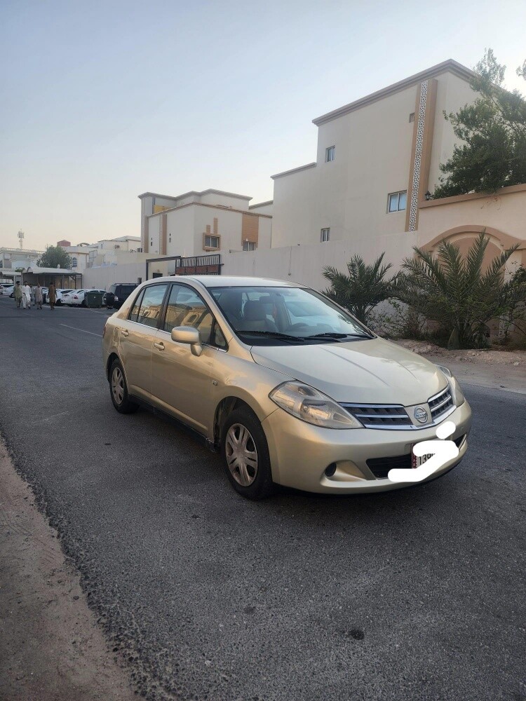 Nissan - 3
