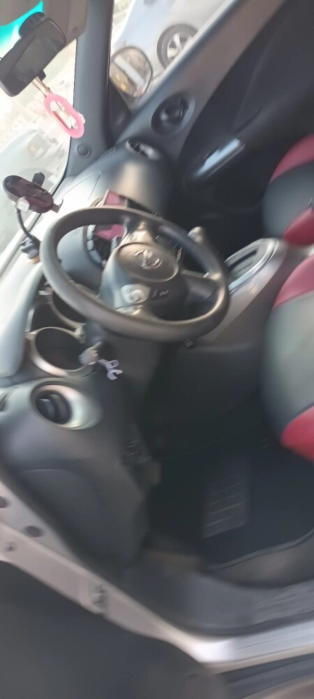 nissan juke 2012 family used - 11