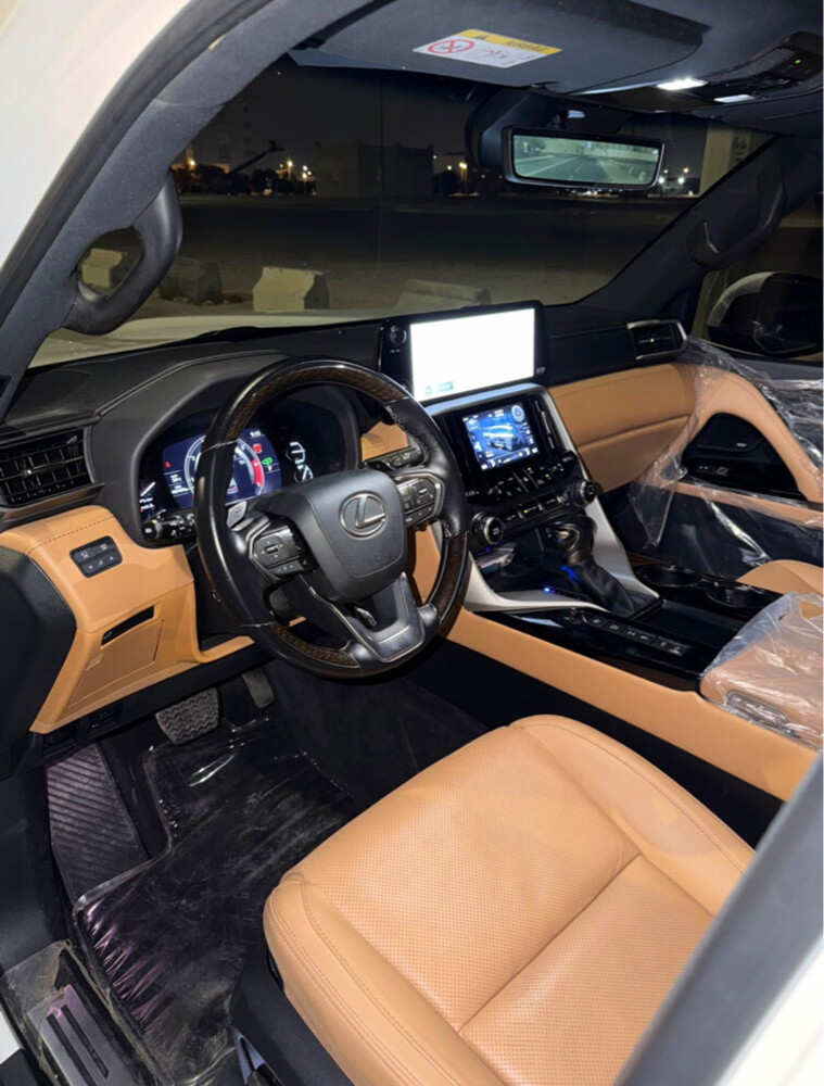 Lexus 2022 Luxury  - 2