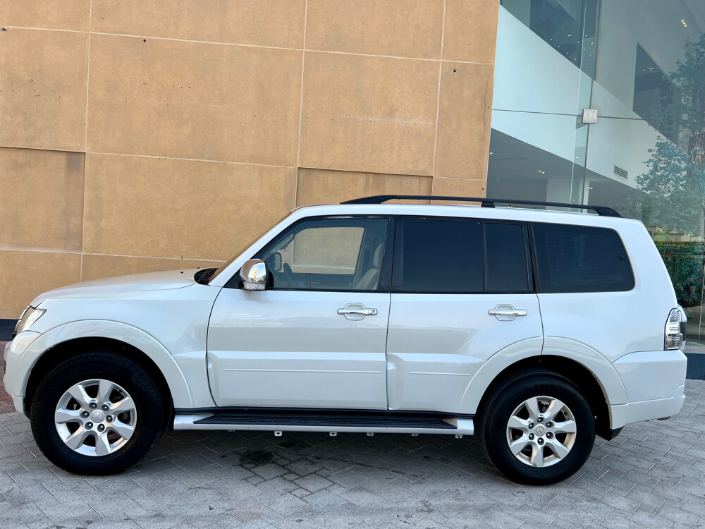 Mitsubishi Pajero 2016 GLS (V6) - 4