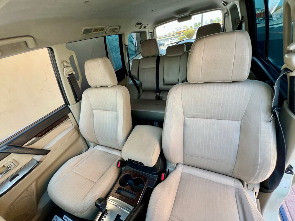 Mitsubishi Pajero 2016 GLS (V6) - 13