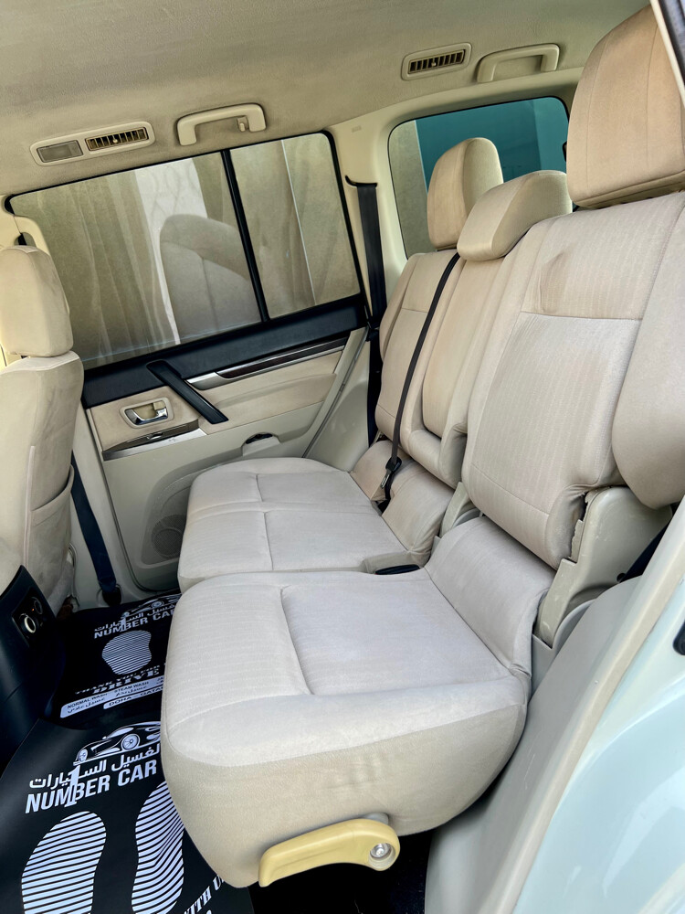 Mitsubishi Pajero 2016 GLS (V6) - 16