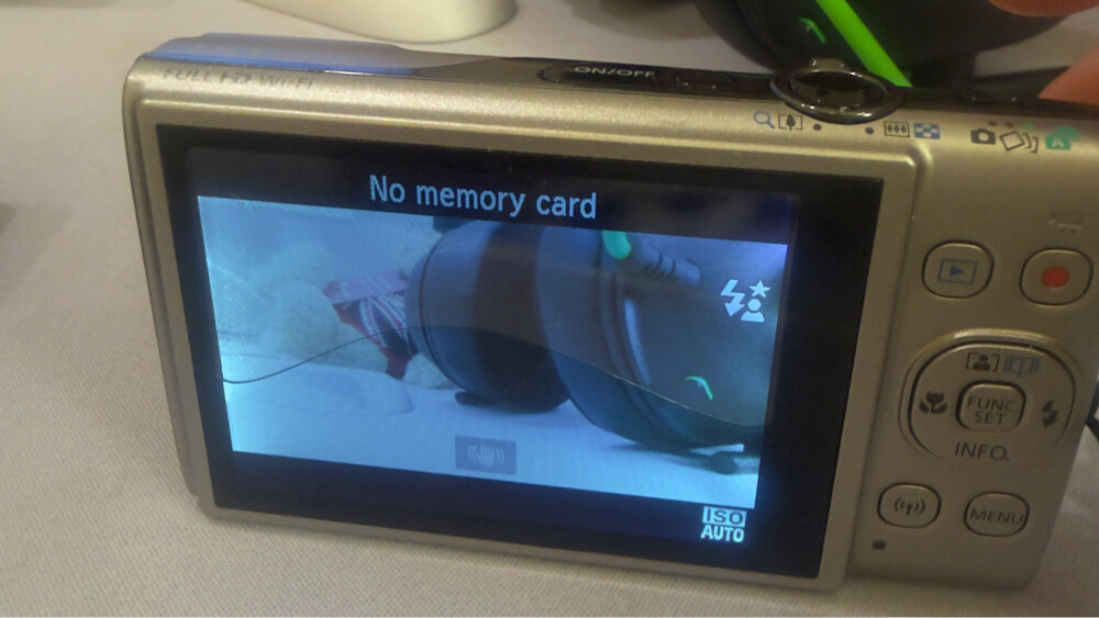 canon ixy 650 - 4
