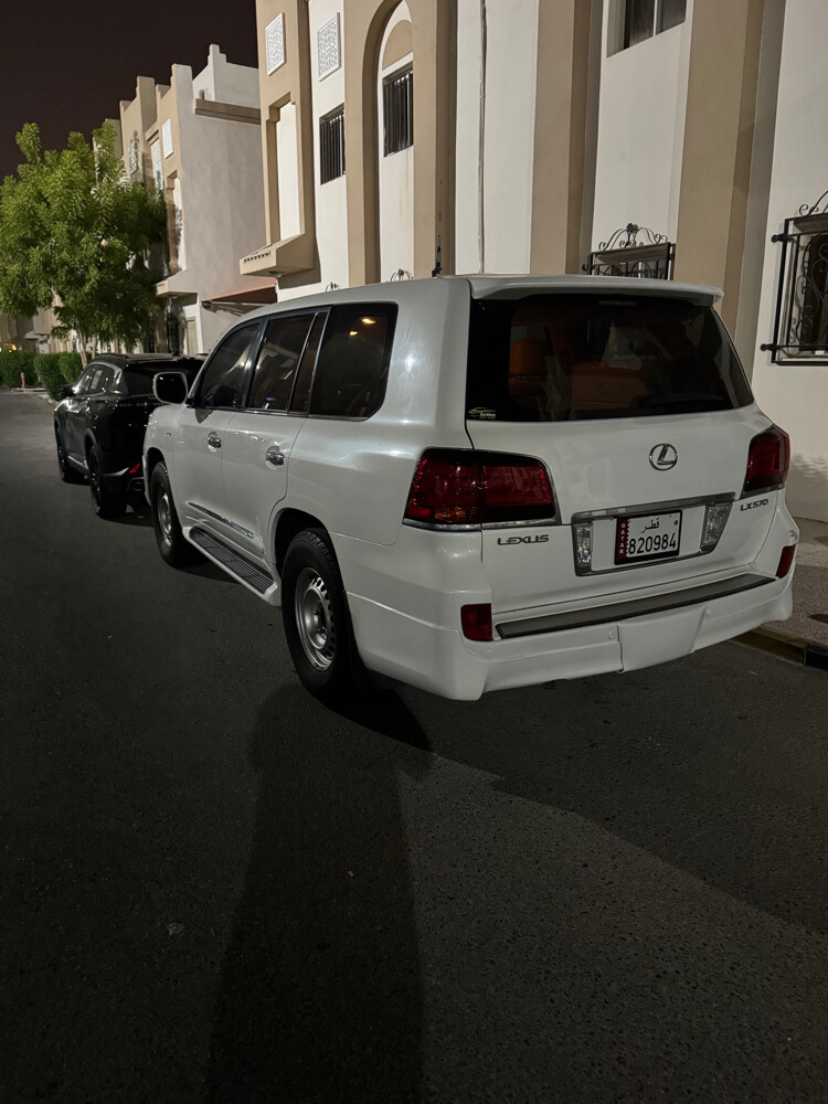 لكزس ٢٠١١ - 2