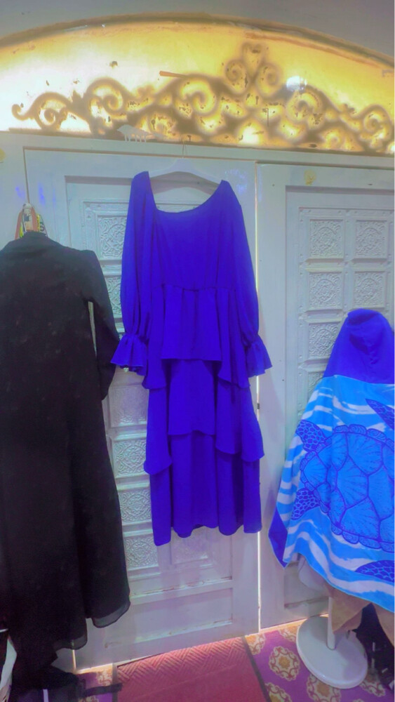 like new size medium - 2