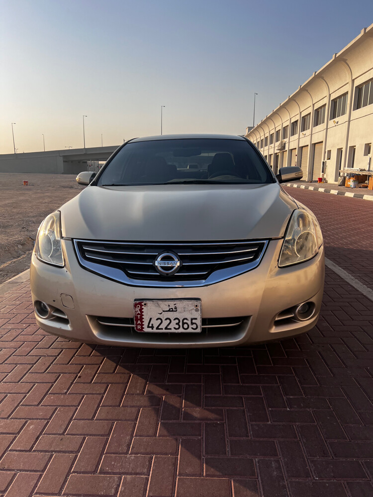 for sale Nissan Al tima clean - 7