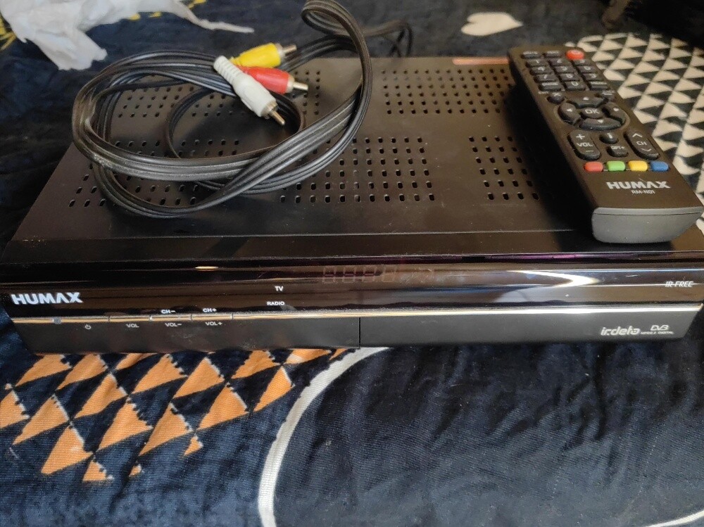 humax receiver & remote - 2
