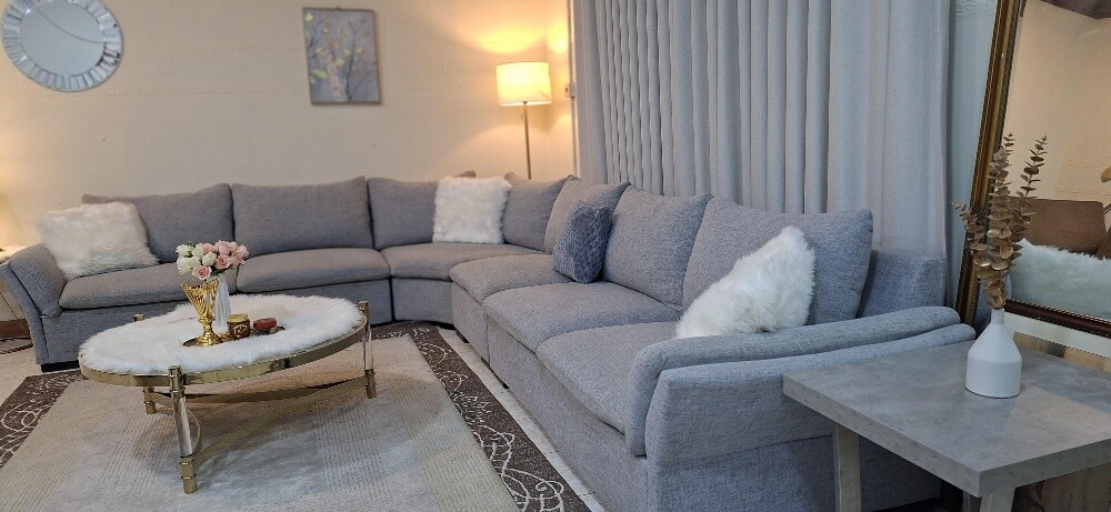 Usde,branded, L ship corner Sofa se - 4