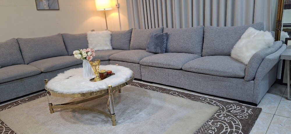 Usde,branded, L ship corner Sofa se - 3