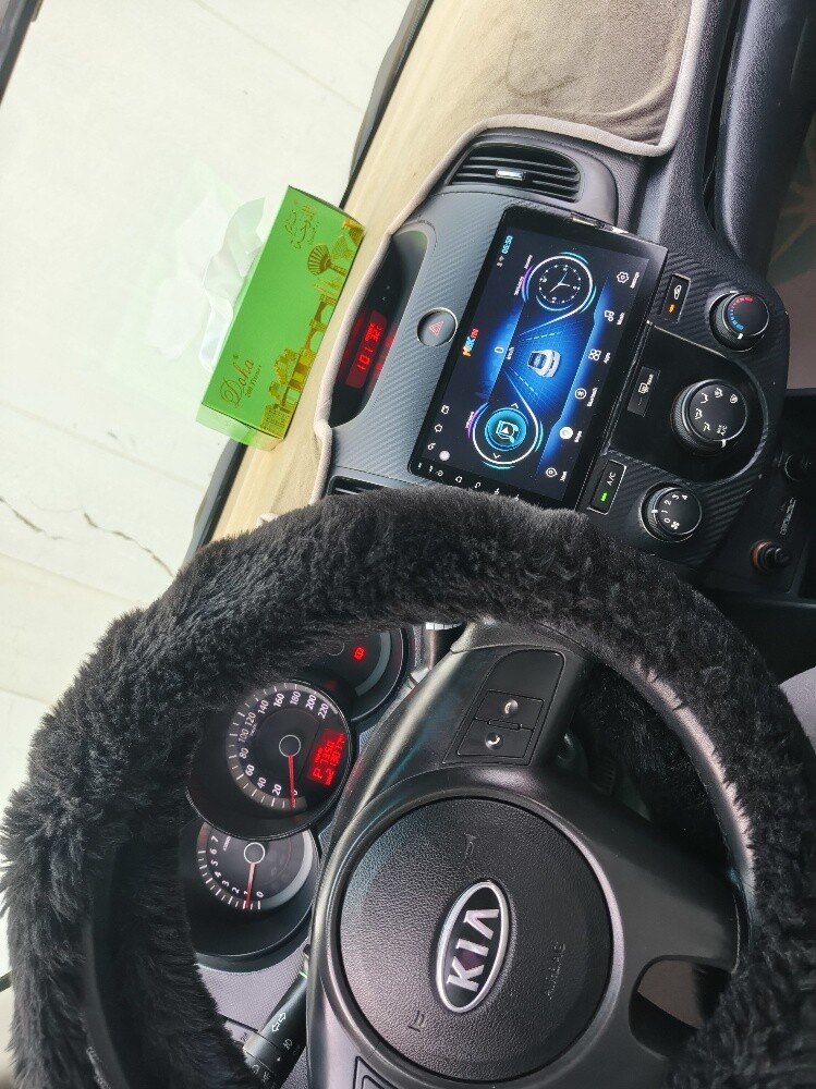 Clean Kia Cerato,  only 212,0 - 9