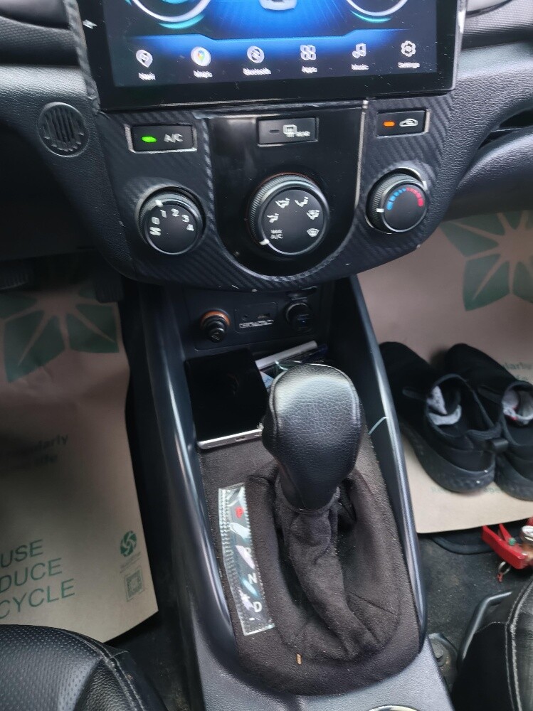Clean Kia Cerato,  only 212,0 - 8