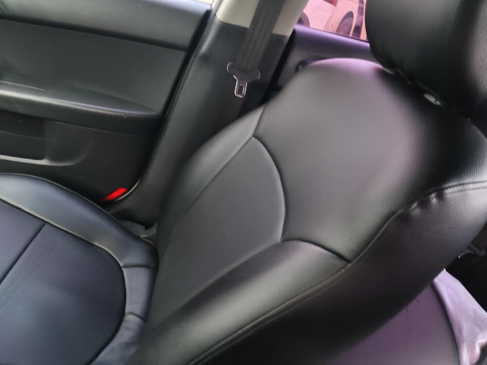 Clean Kia Cerato,  only 212,0 - 7
