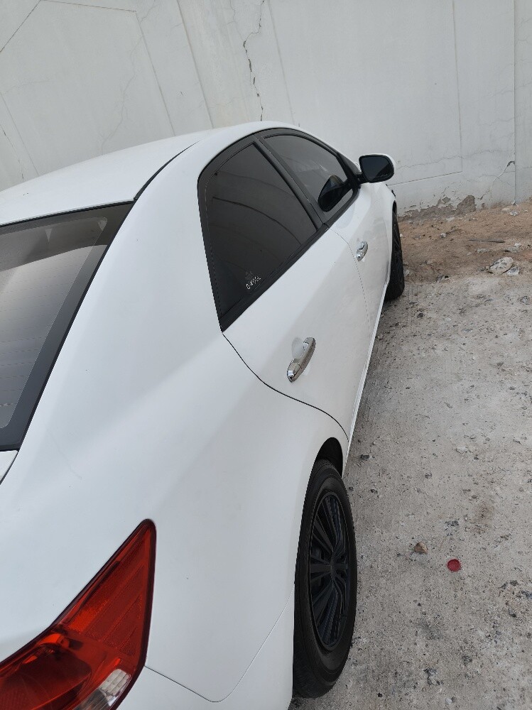 Clean Kia Cerato,  only 212,0 - 5