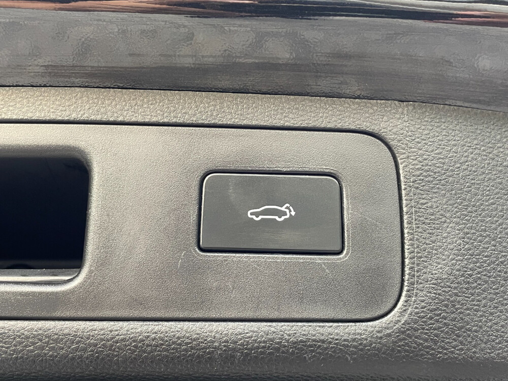 Geely Okavango 2023 - 12