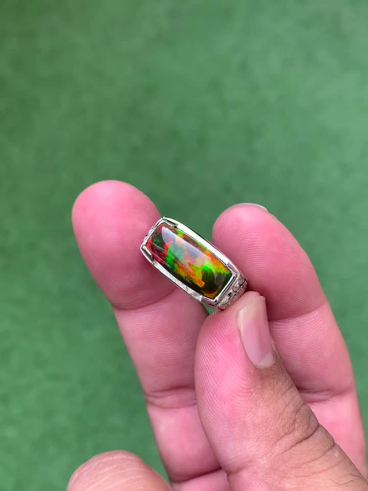Black opal fire ring - 9