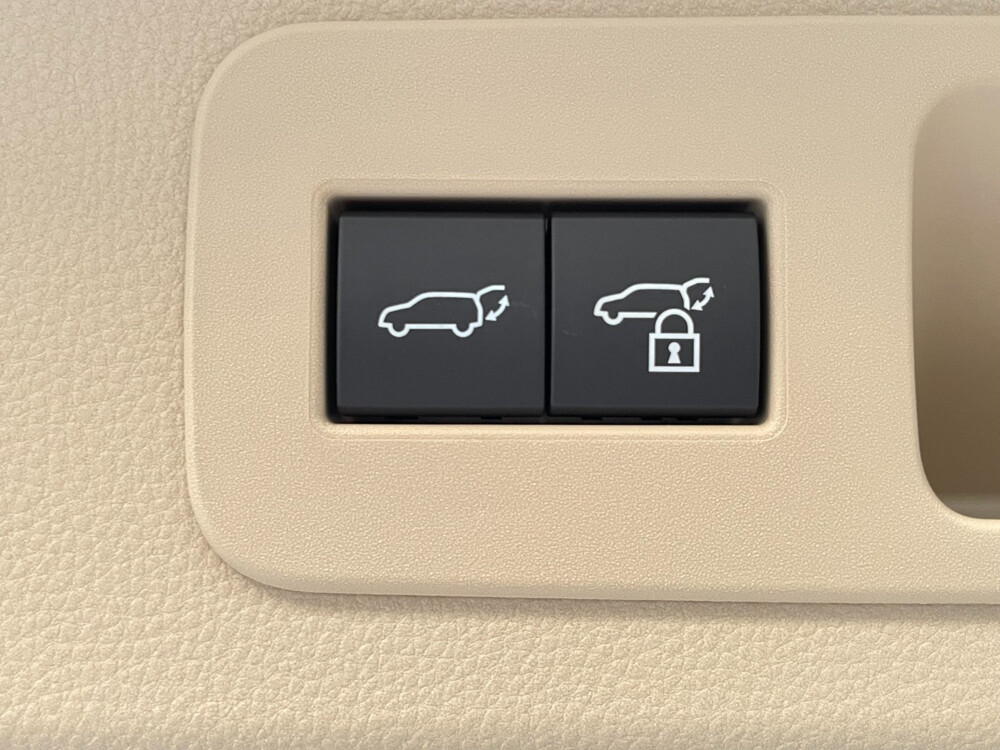 Toyota Land Cruiser 2026 VXR Twin T - 13