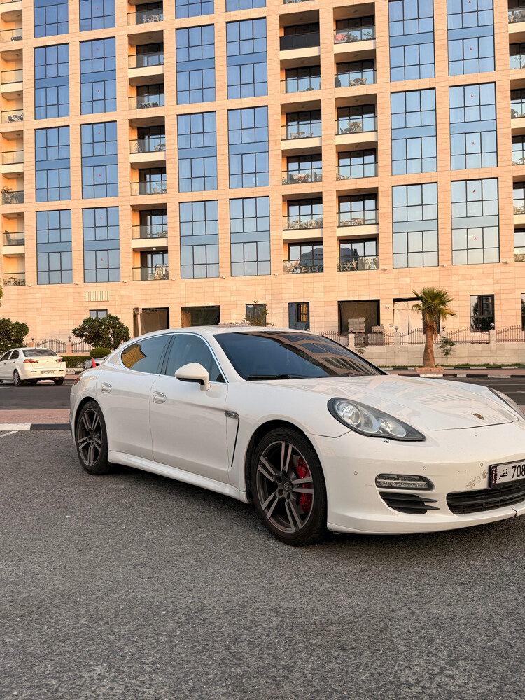 Porsche Panamera s - 6