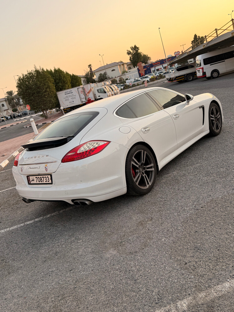 Porsche Panamera s - 5