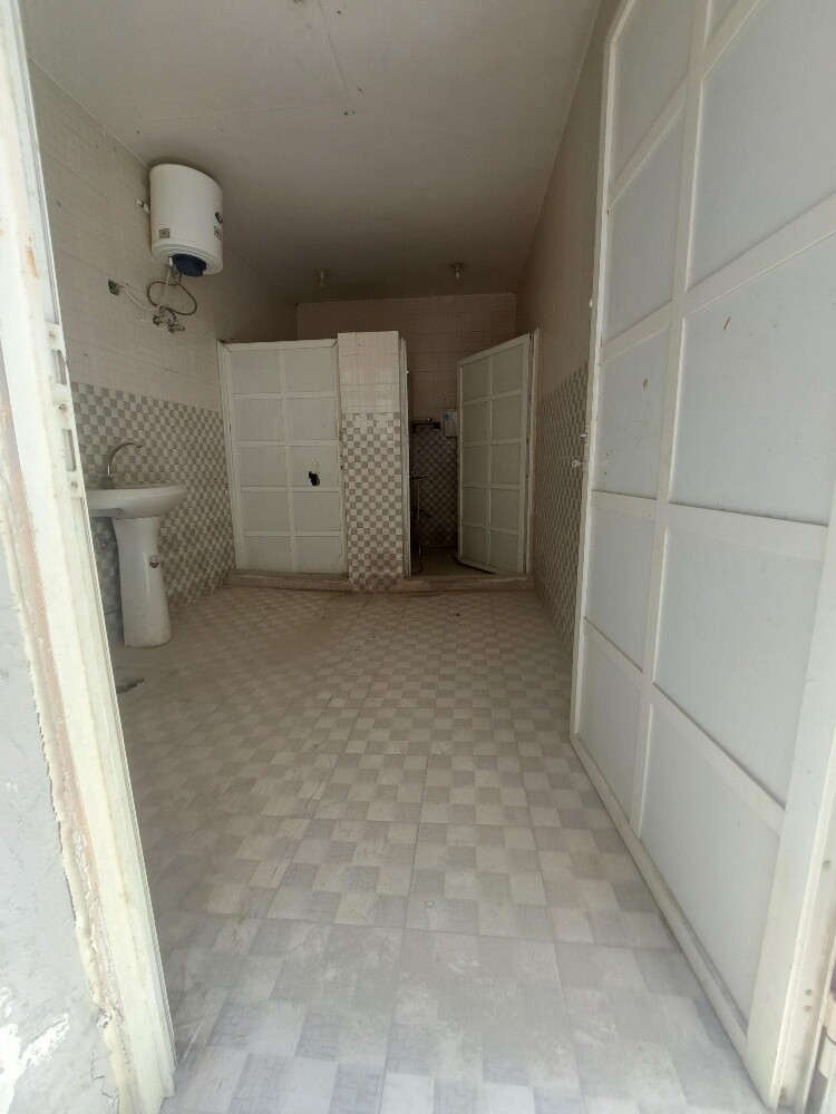 Store for Rent Industrial Area S37 - 4
