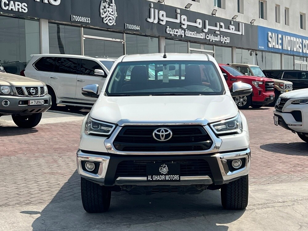 هايلوكس اس ار 5 ابيض 2022 - 2