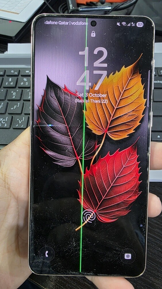 s21 plus in very good condition - 3
