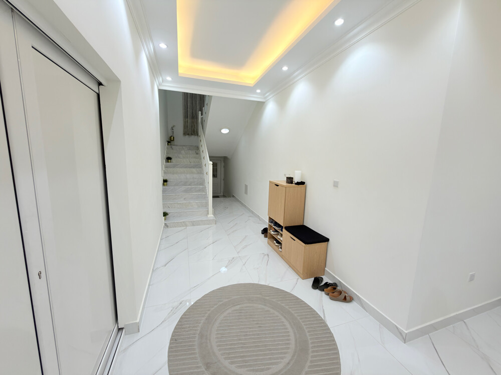 Villa in Al Kharaitiyat - 8