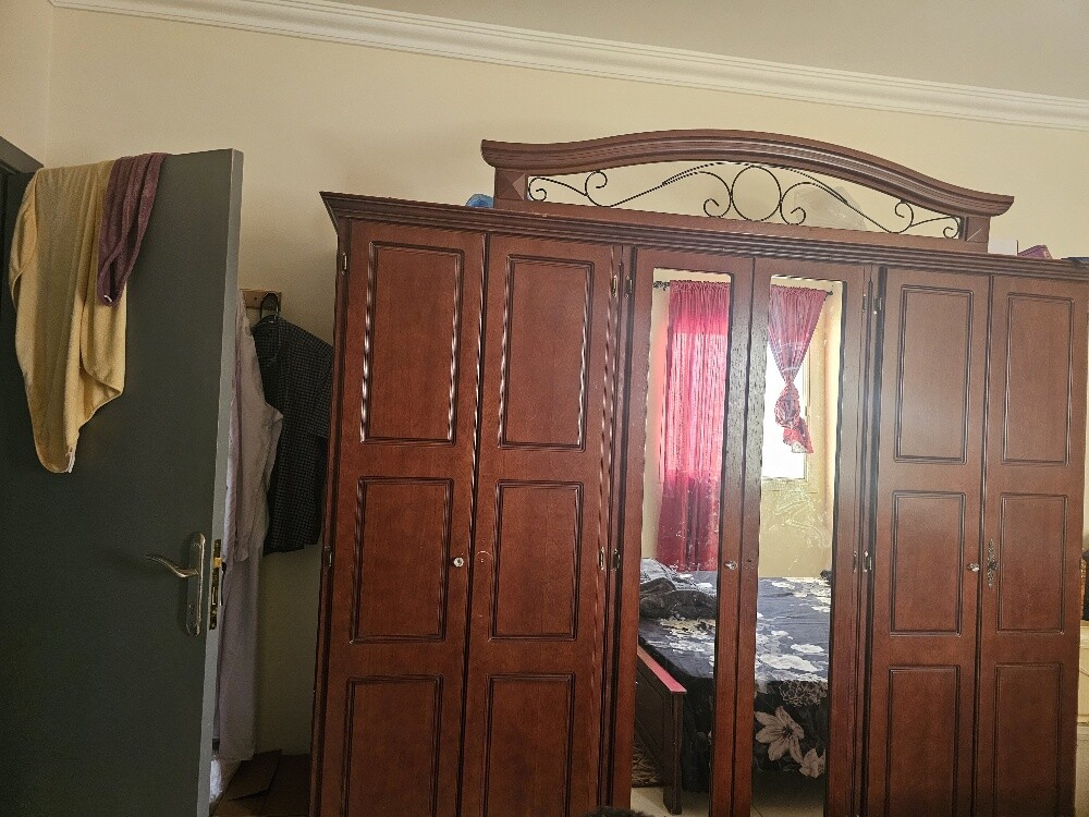 غرفه نوم بحاله جيده - 4