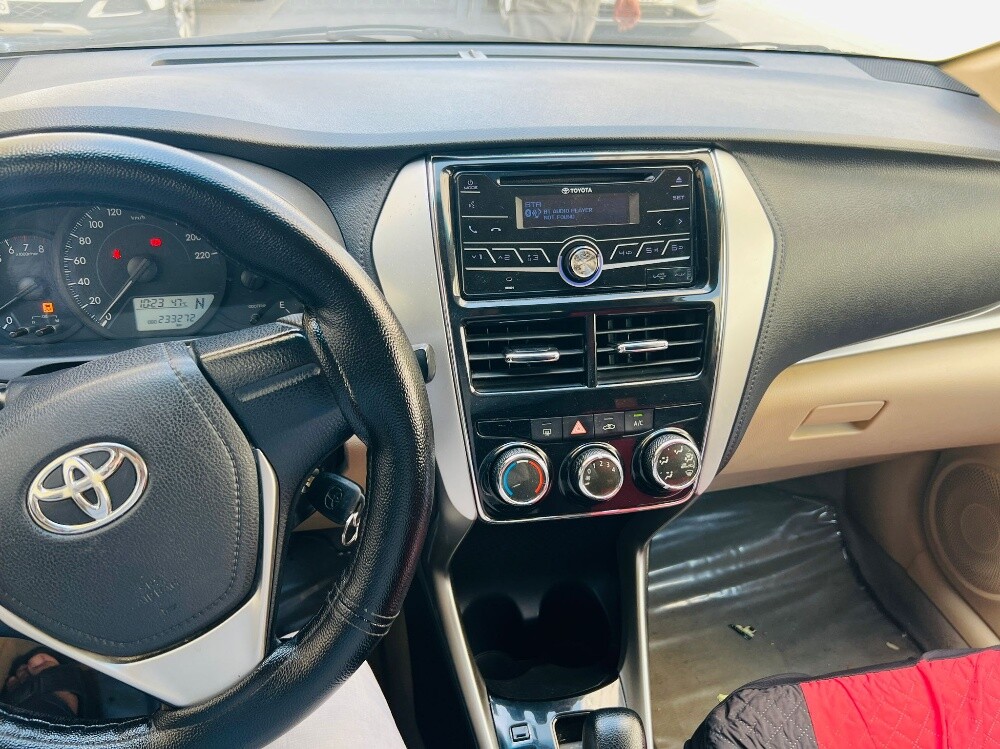 Toyota Yaris 2019  - 8
