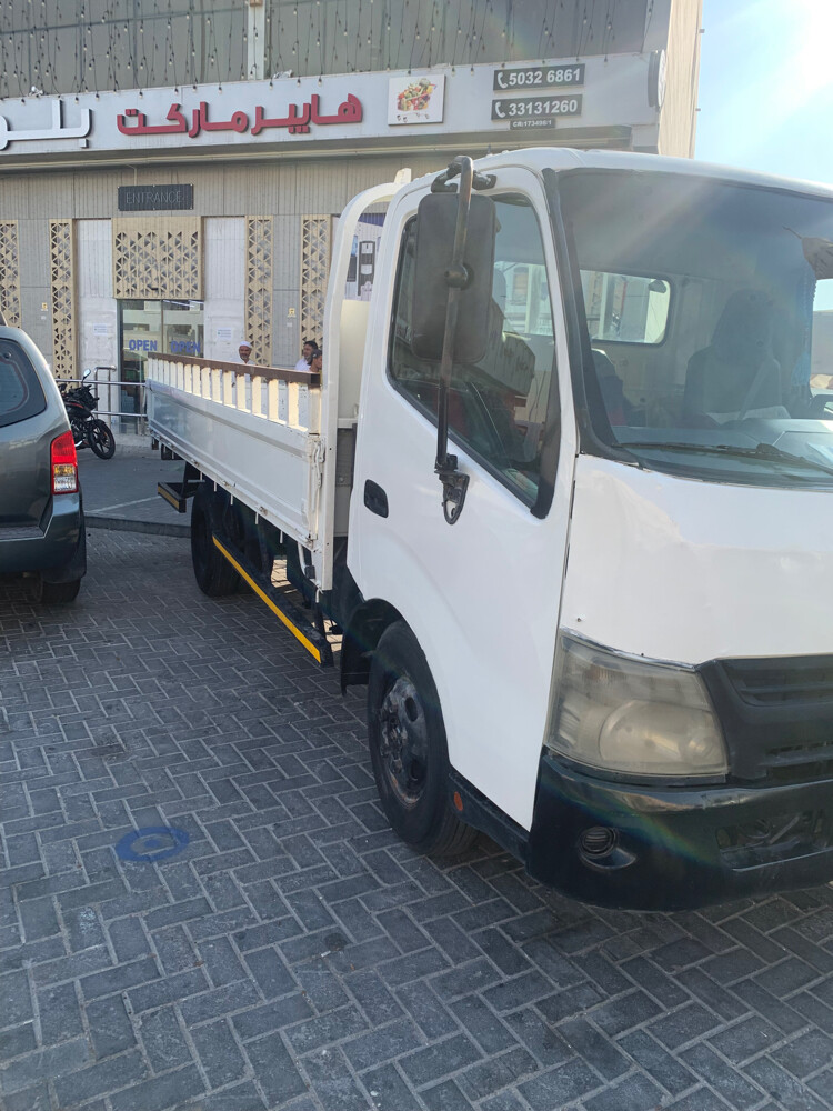 Toyota 2012 argent sall - 2