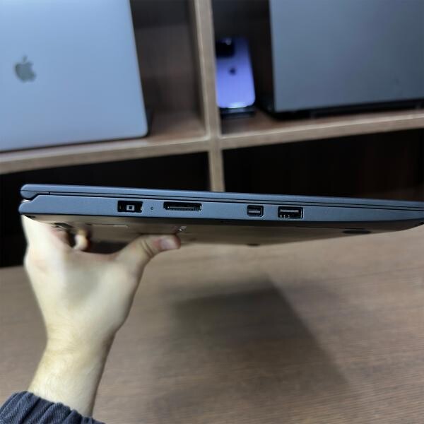 Lenovo ThinkPad X1 Yoga Only 799 - 2