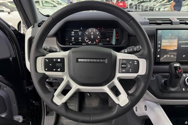 LAND ROVER DEFENDER 110 S 2.0L V4 - 12