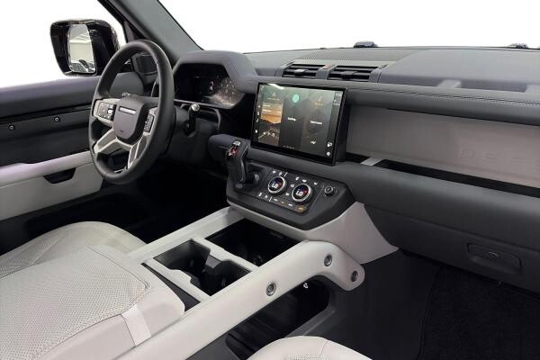 LAND ROVER DEFENDER 110 S 2.0L V4 - 2