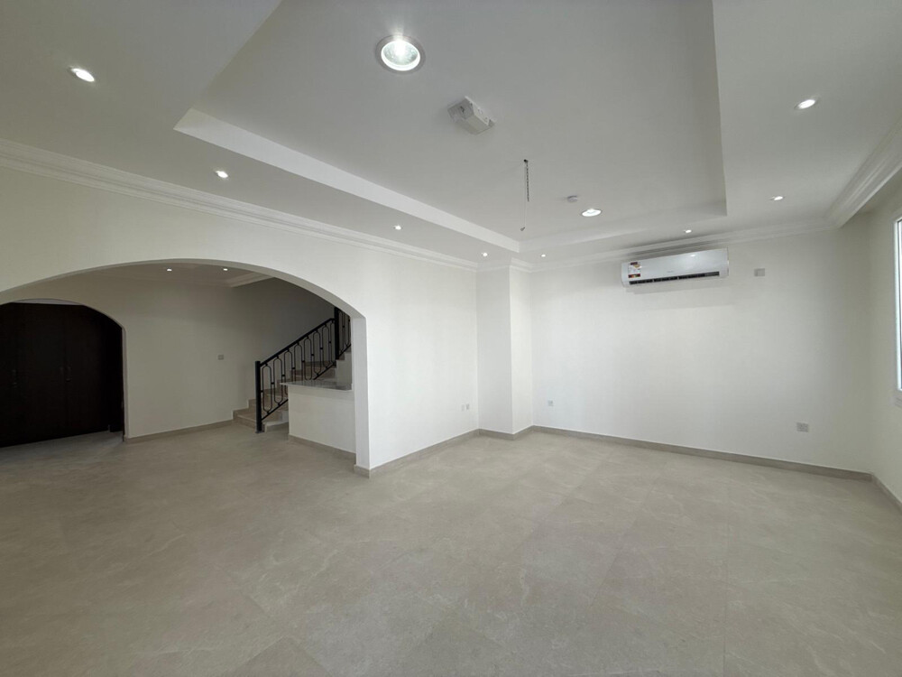 Compound Villa For Rent - 4