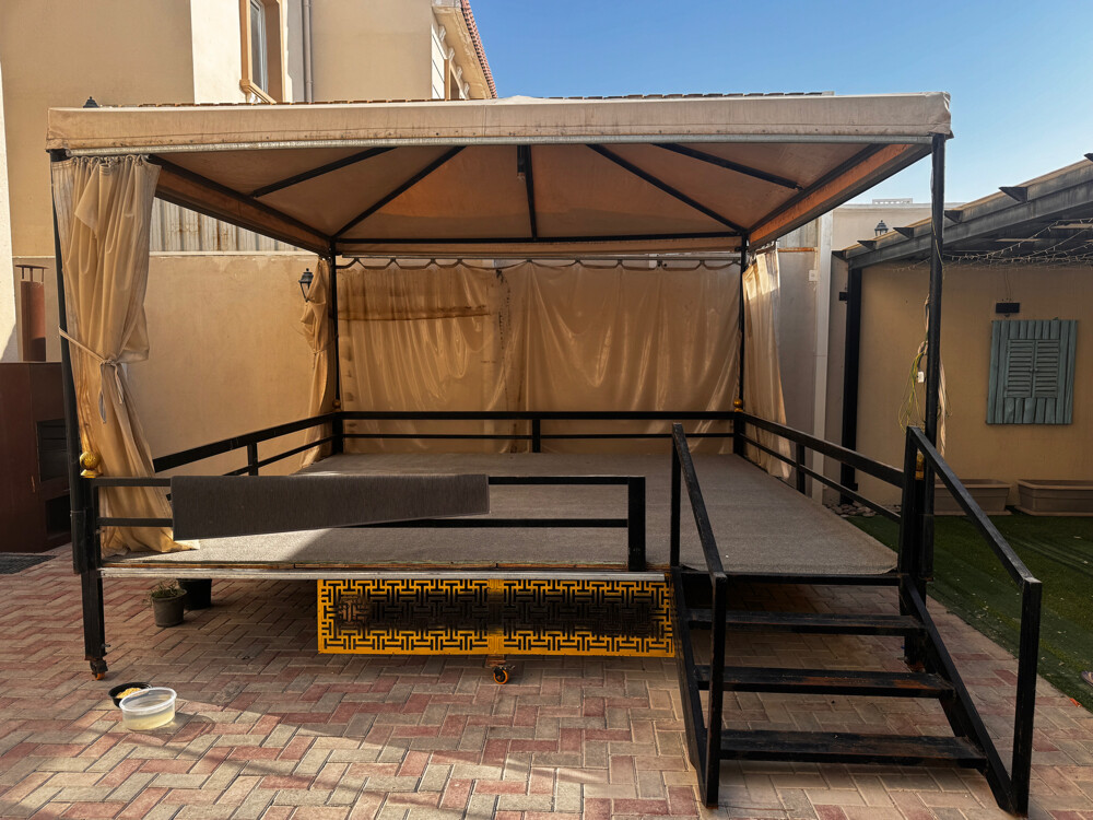 الدكة متنقلة - 1