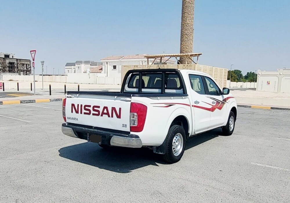 NAVARA AUTOMATIC - 4