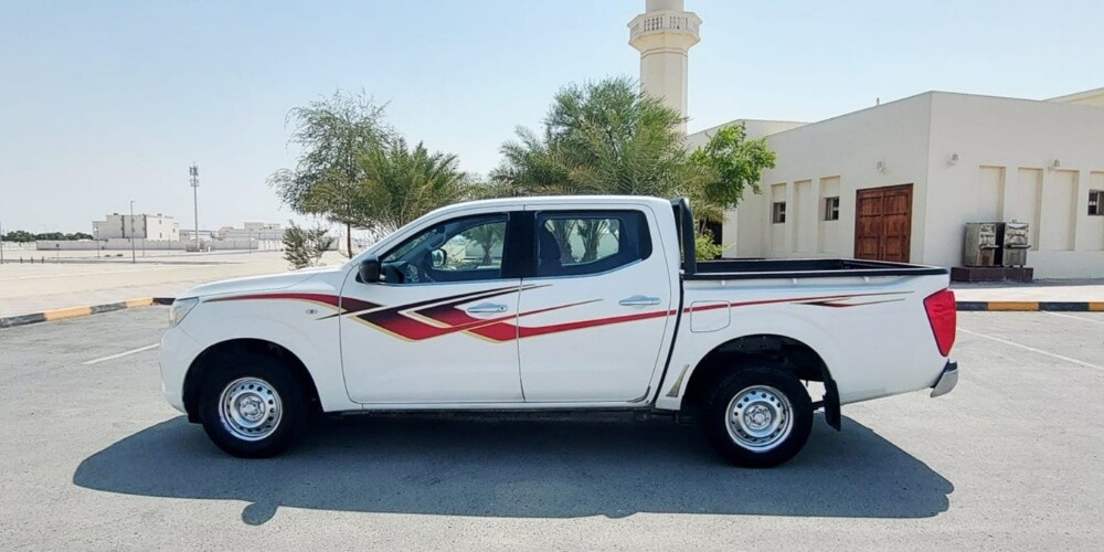 NAVARA AUTOMATIC - 8
