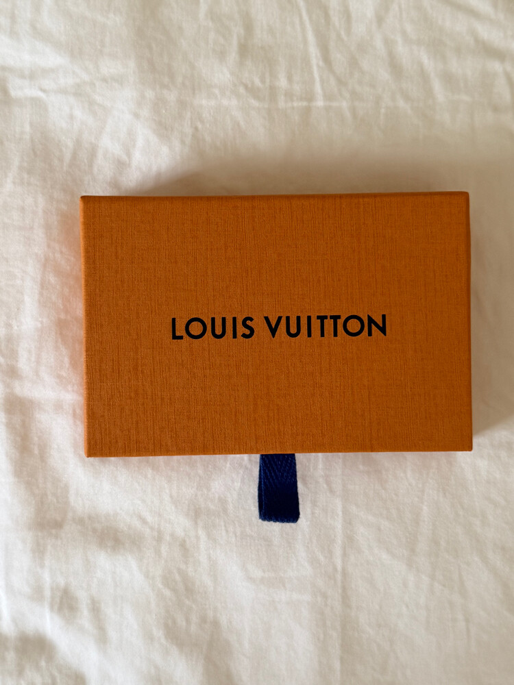 LV wallet - 4