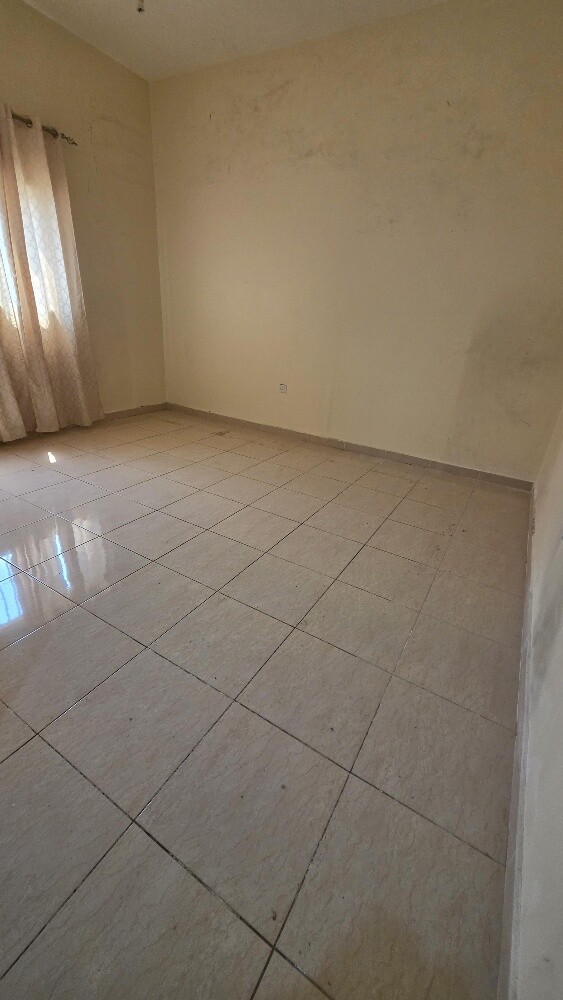 For Sale House in Al Aziziyah
Loca - 5