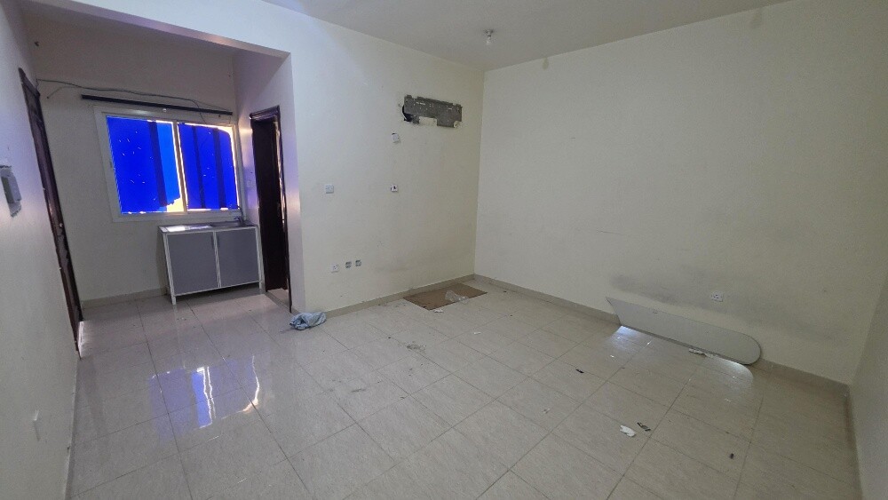 For Sale House in Al Aziziyah
Loca - 8