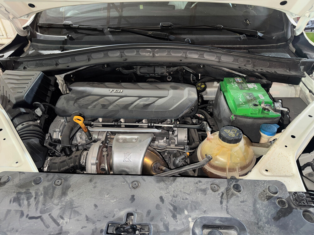 MG HS BRAND NEW ONLY 64000 KM - 6