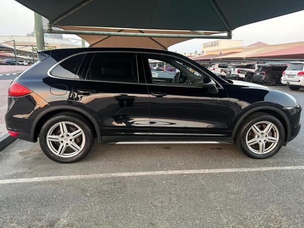 Porsche Cayenne 2011 V6 3.6L GCC - 9