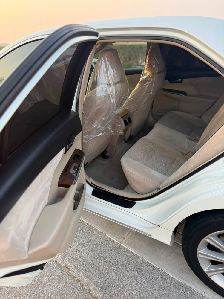 TOYOTA AURION  - 6