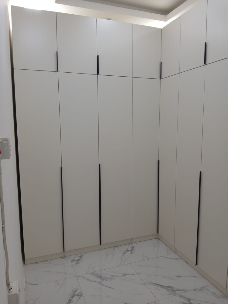 Carpenter & Aluminum Glass Work - 10