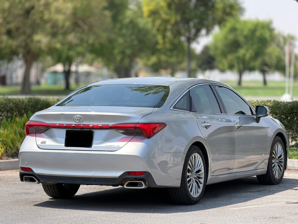 Toyota Avalon Limited  - 5