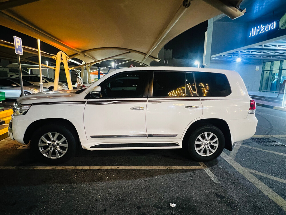 Land Cruiser GXR V8 - 3