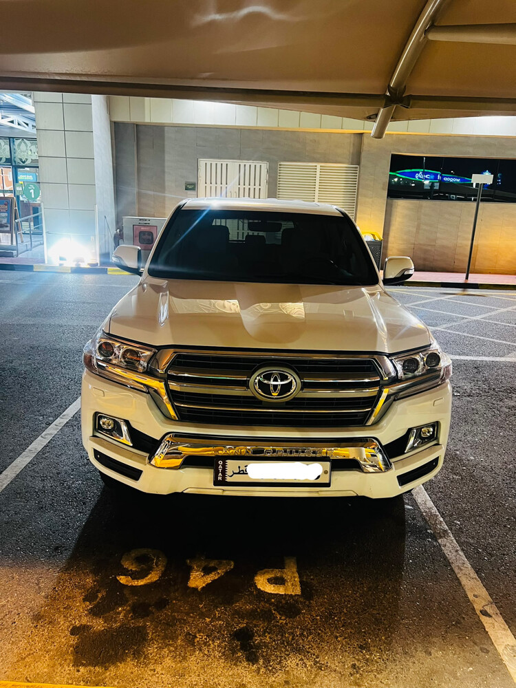 Land Cruiser GXR V8 - 1