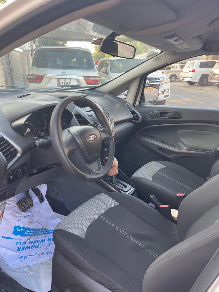 Ford EcoSport 2016 . White- 190,000 KM - Family Used Well- maintained Family used SUV In super fresh condition.Engine, Gear , AC , Chassis- 100% Perfect Clean inside and outside.No Work needed- Buy and Drive. - 4