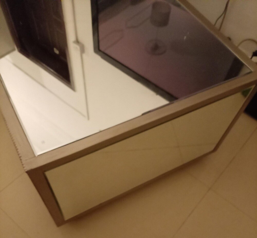 طاولة للبيع - 6